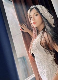 Pearl - Acompañantes transexual in Manila Photo 4 of 6