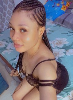 Pearl Nuru Massage Therapist - puta in Hyderabad Photo 4 of 4