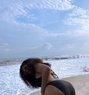 Pearl - masseuse in Lomé Photo 1 of 2