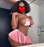 Pearl - escort in Dubai Photo 6 of 8