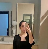 Lhara your Girlfriend - puta in Singapore