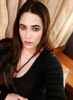 Pearly Goddess - Transsexual escort in Bangalore Photo 28 of 30