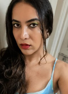 Pearly Goddess - Transsexual escort in Bangalore Photo 23 of 27