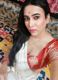 Pearly - Transsexual escort in Bangalore Photo 28 of 28