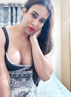 Pearlyyy - Transsexual escort in Bangalore Photo 23 of 28