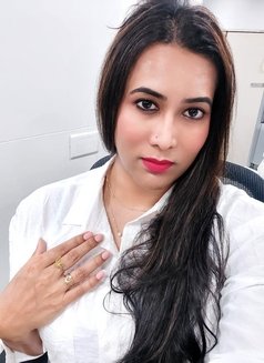 Pearlyyy - Transsexual escort in Bangalore Photo 29 of 29