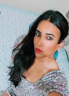 Pearlyyy - Transsexual escort in Bangalore Photo 28 of 30