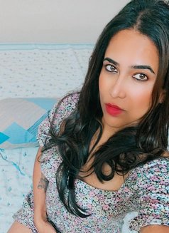 Pearlyyy - Transsexual escort in Bangalore Photo 29 of 30