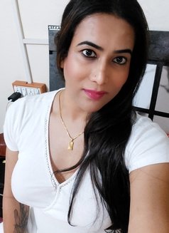 Pearlyyy - Transsexual escort in Pune Photo 27 of 29