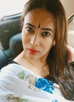 Pearlyyy - Transsexual escort in Pune Photo 28 of 29