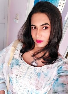 Pearlyyy - Transsexual escort in Bangalore Photo 13 of 26