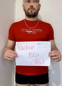 Pedrophotoreel - Male escort in Paris Photo 1 of 6