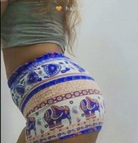 Peehu - escort in Colombo