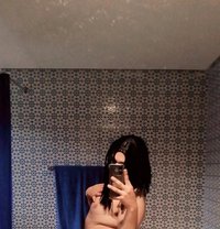 Peeka - Transsexual escort in Tunis