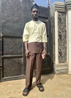 Peeman - Acompañantes masculino in Lagos, Nigeria Photo 5 of 5