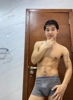PP From Thailand big Cock 🇹🇭 - Acompañantes masculino in Abu Dhabi Photo 4 of 15