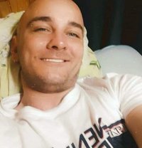 Peer - Male escort in Paris