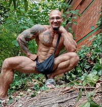 Peer - Male escort in Paris