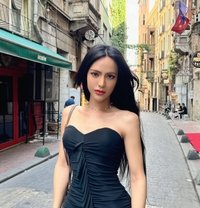 Peeta - Transsexual escort in Bucharest