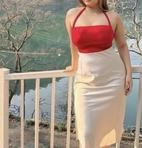 Pegeant winner beauty queen - escort in Colombo