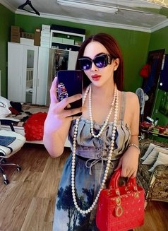 Penelope miemhie - Transsexual escort in Khobar Photo 5 of 30