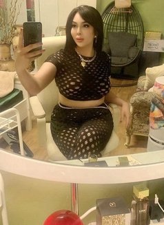 Penelope miemhie - Transsexual escort in Dammam Photo 12 of 18