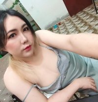 Pennii - Transsexual escort in Muscat