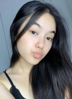 PENNY, Adult Video Model/escort - Intérprete de adultos in Manila Photo 7 of 7