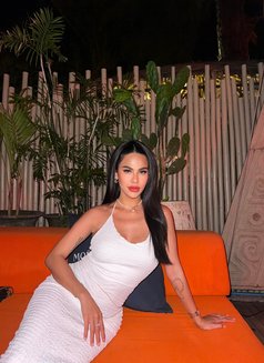 Penny Shine - puta in Singapore Photo 5 of 5