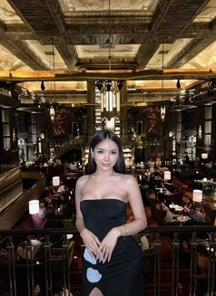 Penny - Transsexual escort in Hong Kong Photo 14 of 15