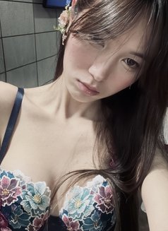 Pepipp - Transsexual escort in Hong Kong Photo 2 of 8