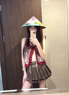 Pepipp - Transsexual escort in Hong Kong Photo 4 of 8