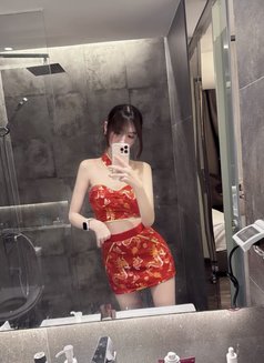 Pepipp - Transsexual escort in Hong Kong Photo 7 of 8