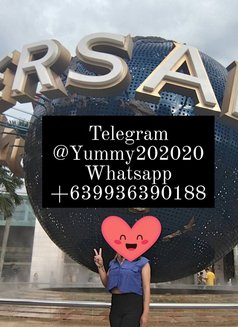 Peppermint - escort in Singapore Photo 2 of 5