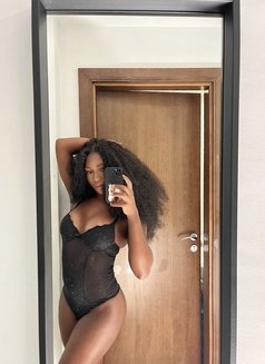 Chocolate Shemale currently in Abidjan - Transsexual escort in Abidjan Photo 7 of 15