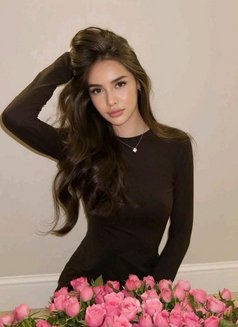 Perfect Companion - escort in Hong Kong Photo 2 of 4