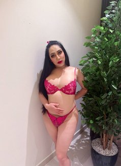 Perfect Massage good Service - Transsexual escort in Dammam Photo 8 of 9
