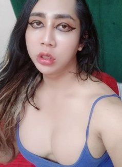 Perfect Massage good Service - Transsexual escort in Khobar Photo 12 of 13