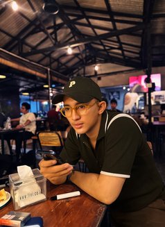 Perfect Service - Male escort in Bali Photo 5 of 6