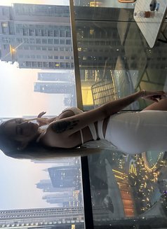 Perla - escort in Dubai Photo 4 of 6