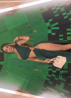 Perla - escort in Dubai Photo 5 of 6