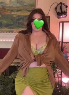Most beautiful persian girl from iran - puta in Mumbai Photo 9 of 12