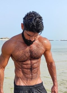 Persian hot massage - Acompañantes masculino in Dubai Photo 22 of 22