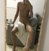 Persius - Male escort in İstanbul