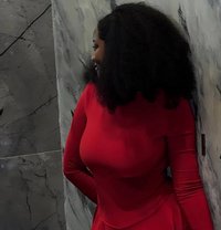 Persy - puta in Ahmedabad Photo 1 of 5