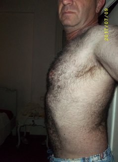Pete - Male escort in Athens Photo 1 of 2