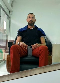 Yurik - Male escort in Johannesburg Photo 4 of 6