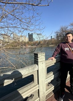 Peter - Male escort in Yiwu Photo 2 of 2