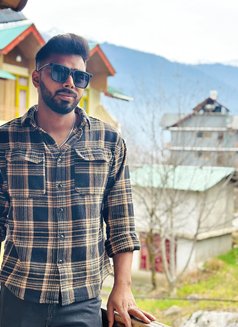 Peter - Male escort in Noida Photo 2 of 3