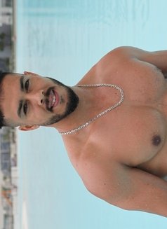 Peter - Male escort in Dubai Photo 5 of 6